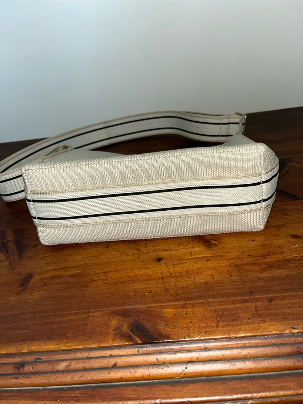 Rothty’s Crossbody Casual Bag, Tan, Adjustable Strap - Picture 4 of 5